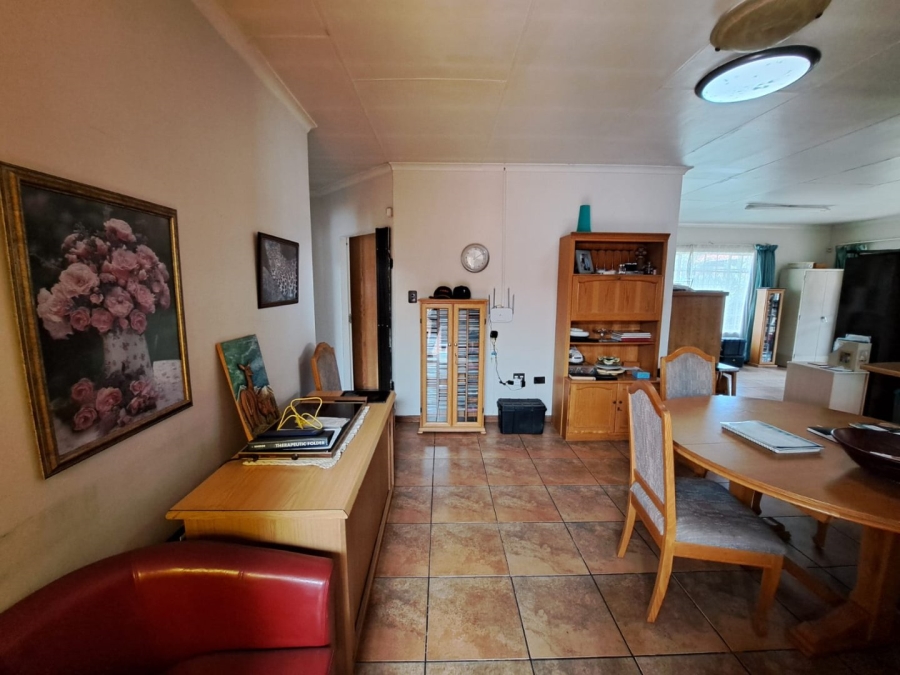 3 Bedroom Property for Sale in Dunnottar Gauteng