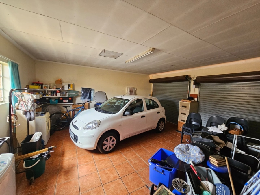 3 Bedroom Property for Sale in Dunnottar Gauteng