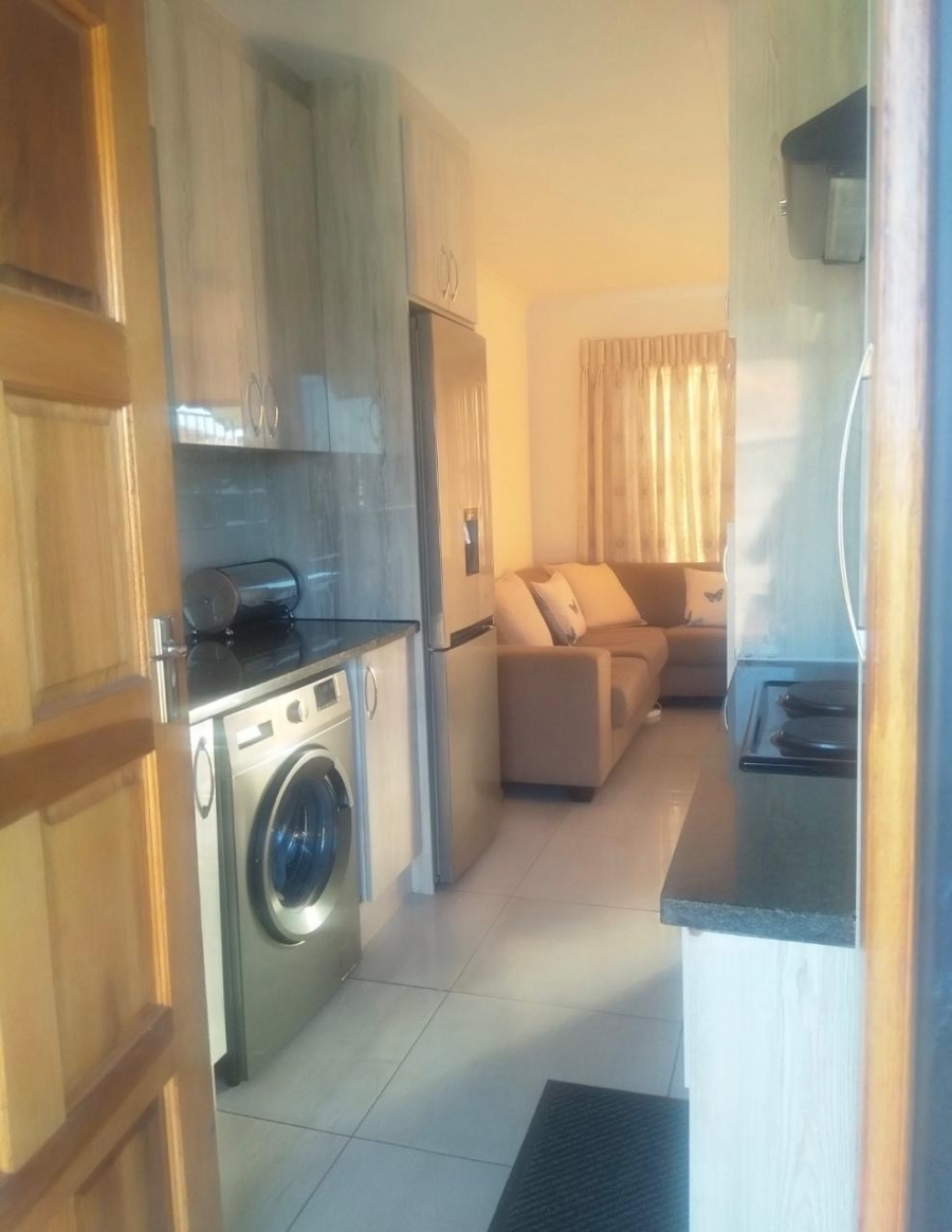 2 Bedroom Property for Sale in Windmill Park Gauteng