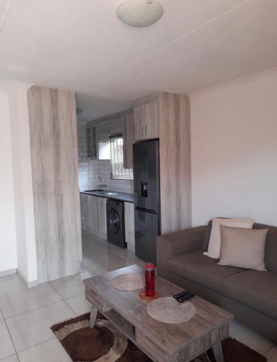 2 Bedroom Property for Sale in Windmill Park Gauteng