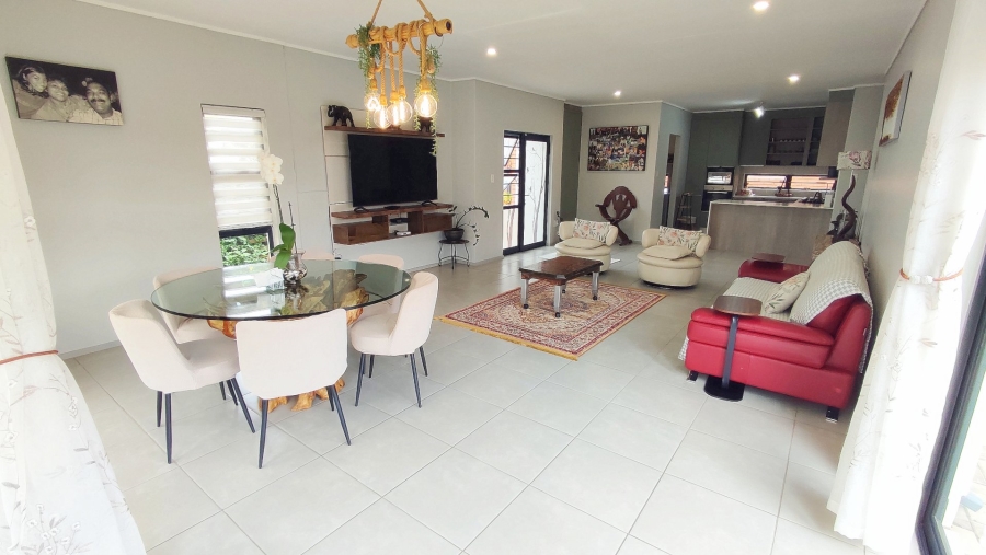 4 Bedroom Property for Sale in Amberfield Gauteng