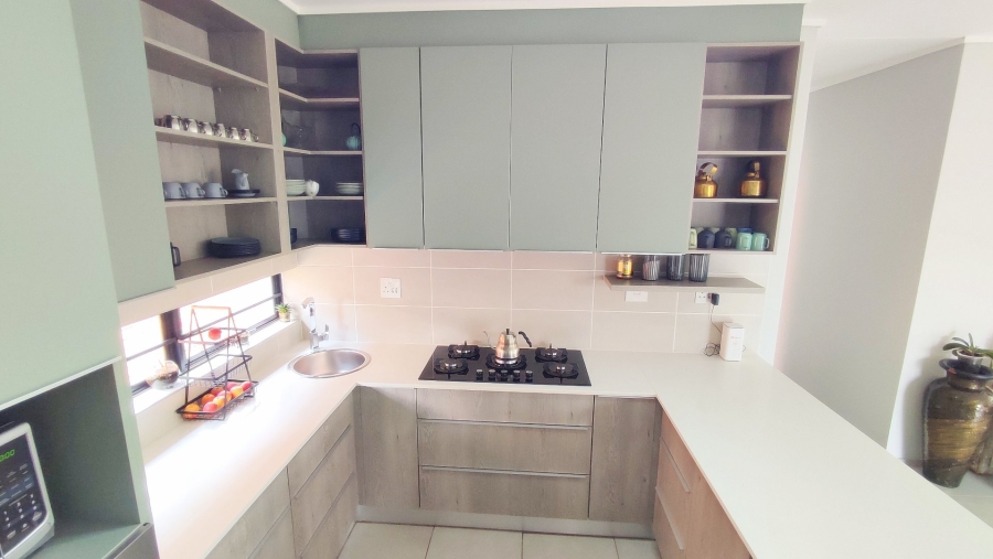 4 Bedroom Property for Sale in Amberfield Gauteng