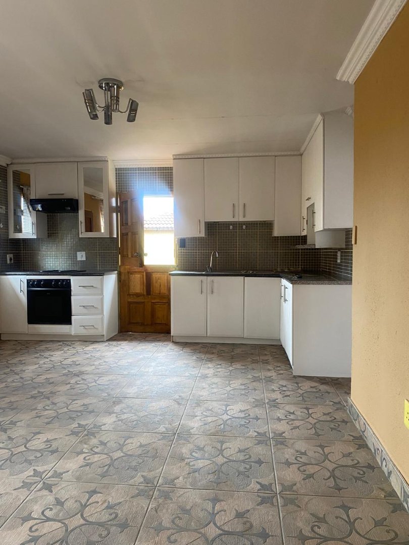 2 Bedroom Property for Sale in Nellmapius Gauteng