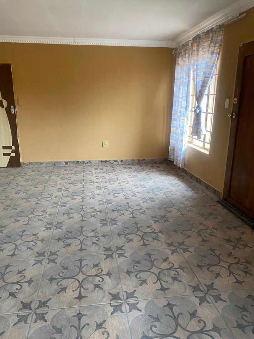 2 Bedroom Property for Sale in Nellmapius Gauteng