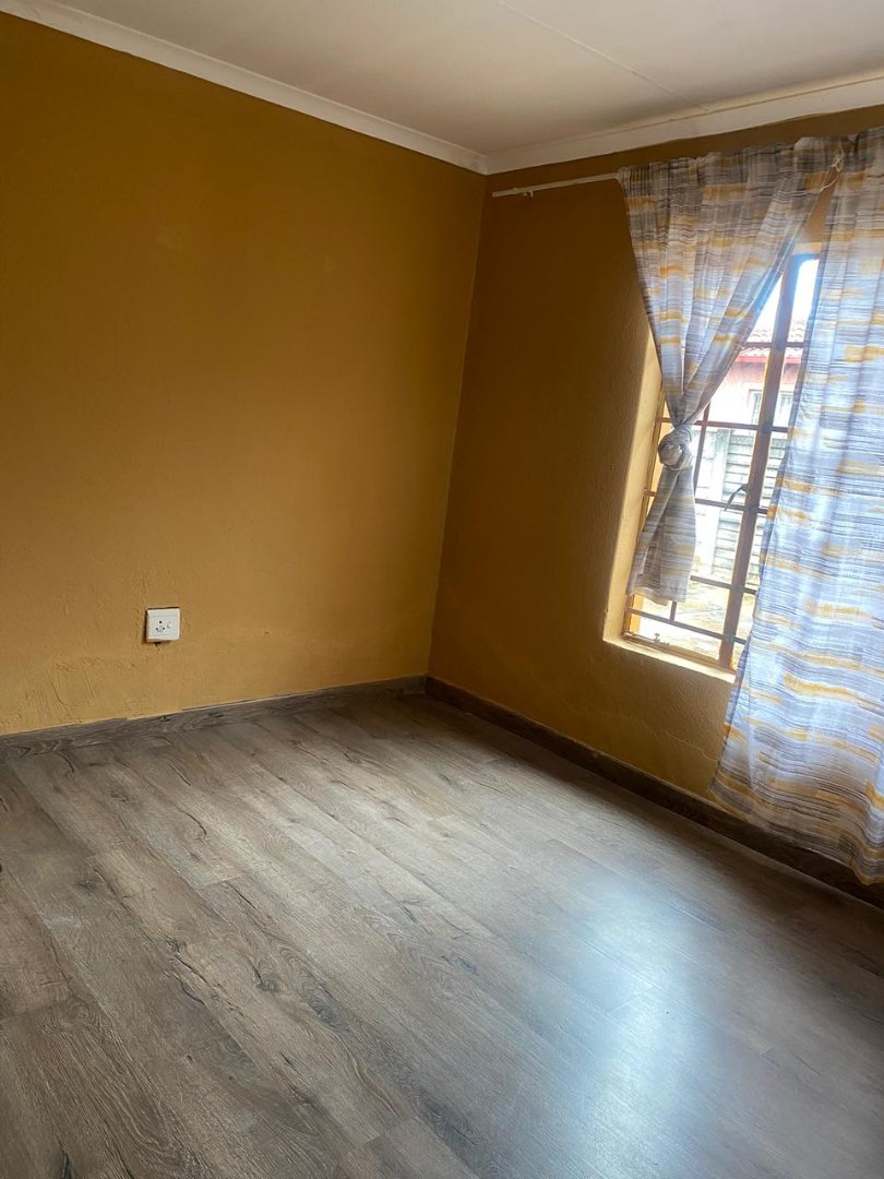 2 Bedroom Property for Sale in Nellmapius Gauteng