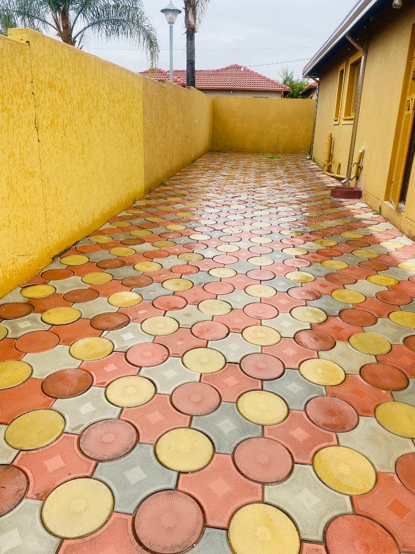 2 Bedroom Property for Sale in Nellmapius Gauteng