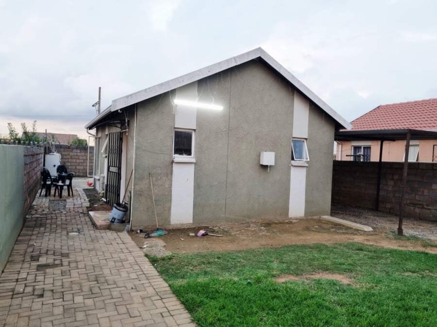 2 Bedroom Property for Sale in Windmill Park Gauteng