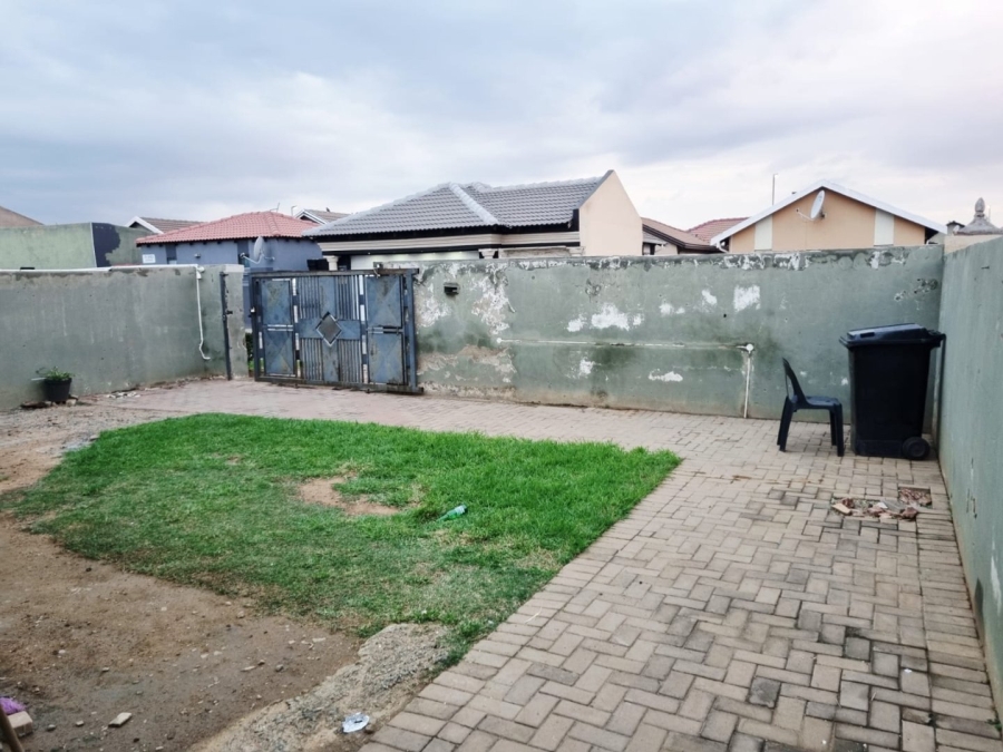 2 Bedroom Property for Sale in Windmill Park Gauteng