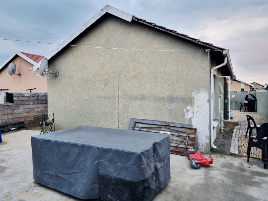 2 Bedroom Property for Sale in Windmill Park Gauteng