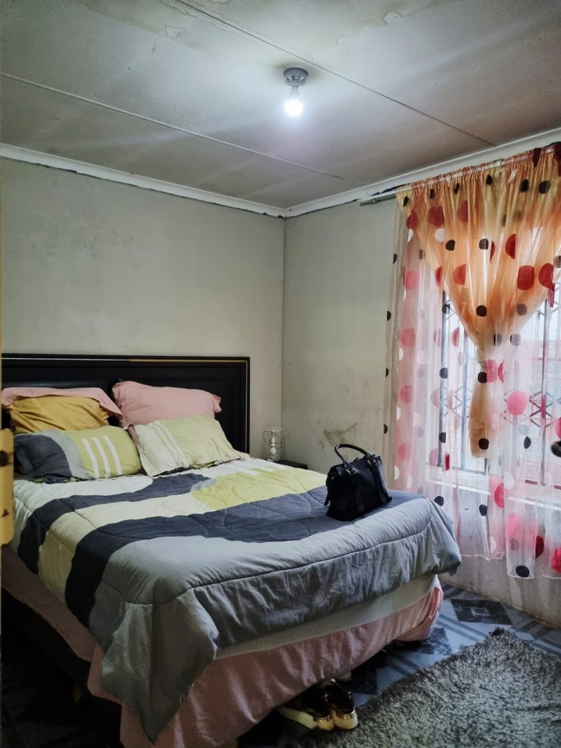 2 Bedroom Property for Sale in Windmill Park Gauteng