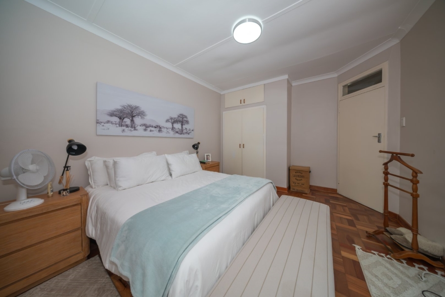 To Let 3 Bedroom Property for Rent in Lakeside Village Gauteng