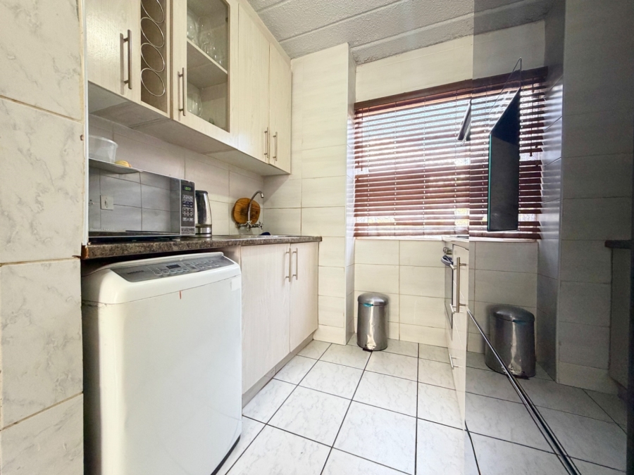 To Let 2 Bedroom Property for Rent in Norkem Park Gauteng