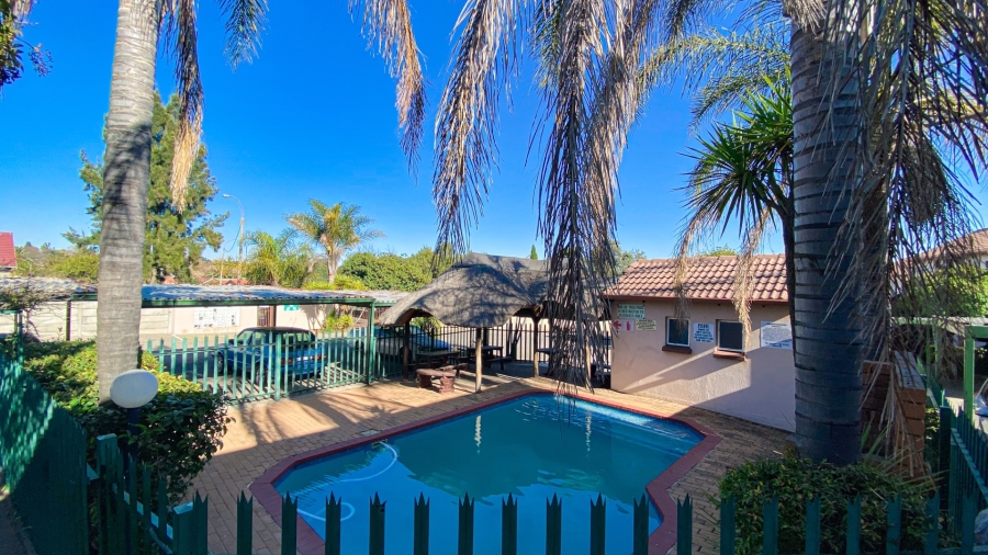 To Let 2 Bedroom Property for Rent in Norkem Park Gauteng