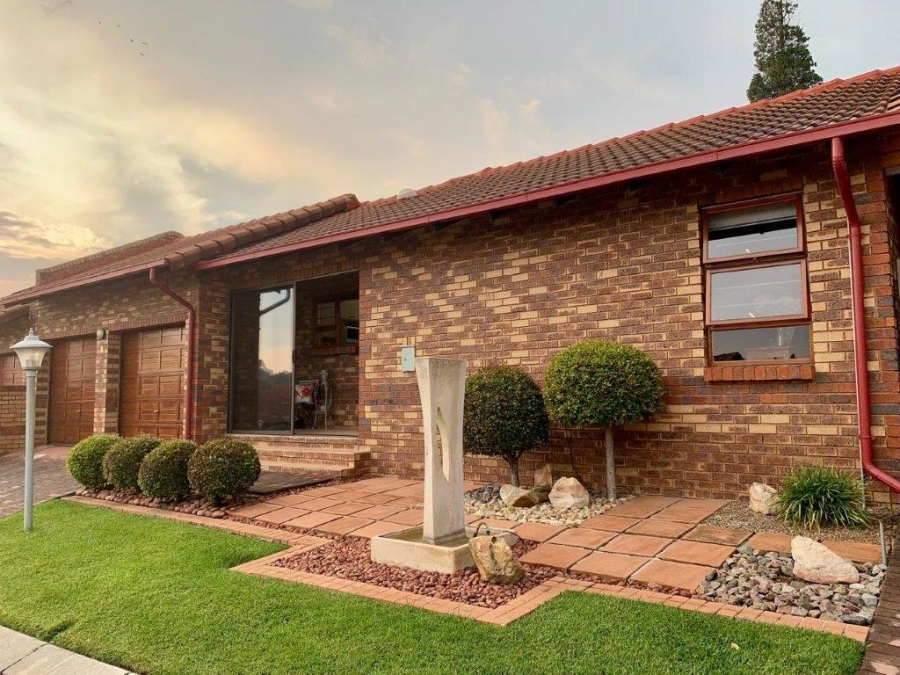 3 Bedroom Property for Sale in Van Riebeeck Park Gauteng