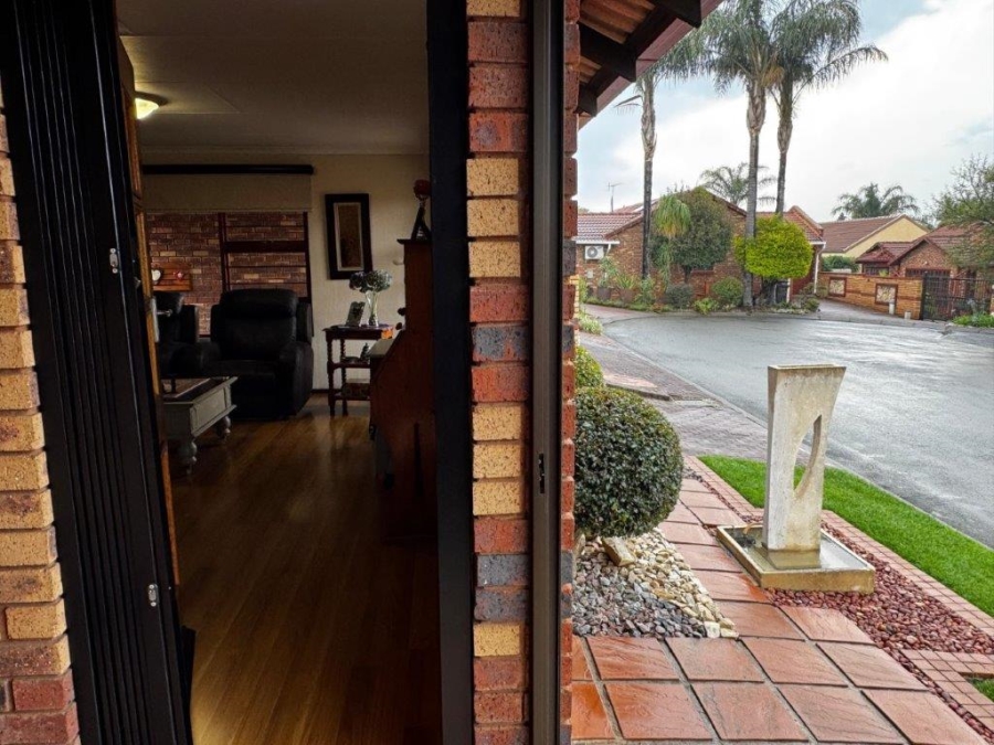 3 Bedroom Property for Sale in Van Riebeeck Park Gauteng