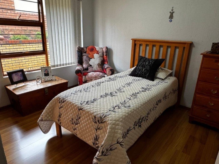 3 Bedroom Property for Sale in Van Riebeeck Park Gauteng