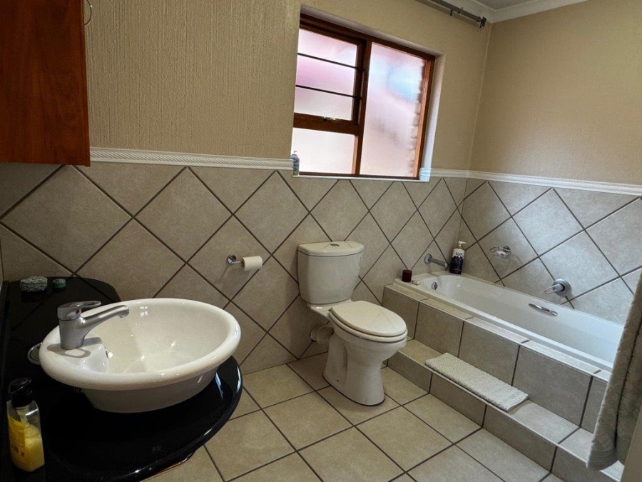 3 Bedroom Property for Sale in Van Riebeeck Park Gauteng