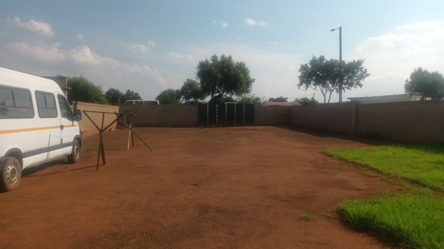 2 Bedroom Property for Sale in Palm Ridge Gauteng