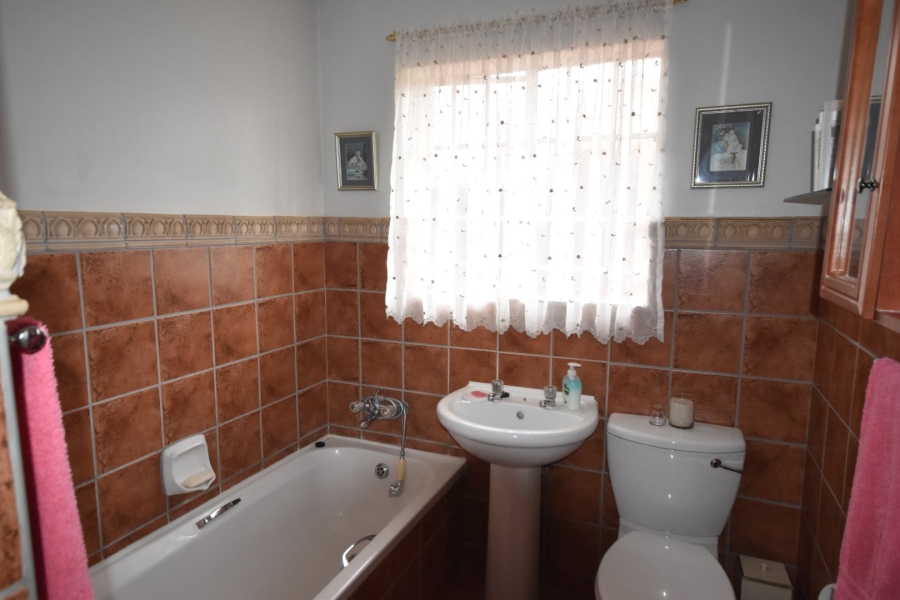 3 Bedroom Property for Sale in Magalieskruin Gauteng
