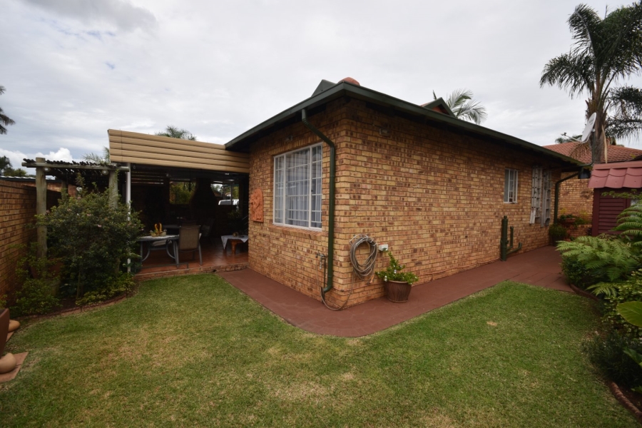 3 Bedroom Property for Sale in Magalieskruin Gauteng