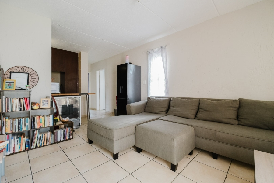 2 Bedroom Property for Sale in Ormonde View Gauteng