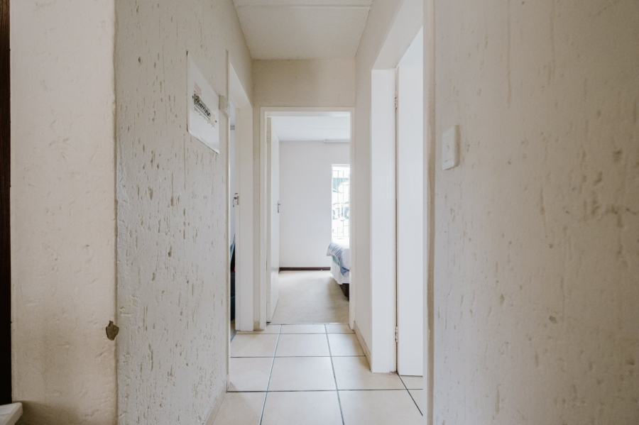 2 Bedroom Property for Sale in Ormonde View Gauteng