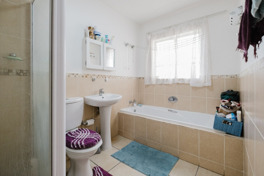 2 Bedroom Property for Sale in Ormonde View Gauteng