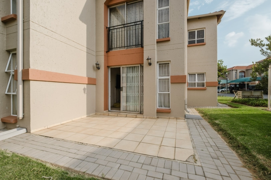 2 Bedroom Property for Sale in Ormonde View Gauteng