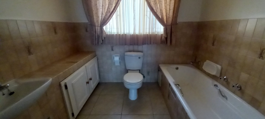 3 Bedroom Property for Sale in Magalieskruin Gauteng