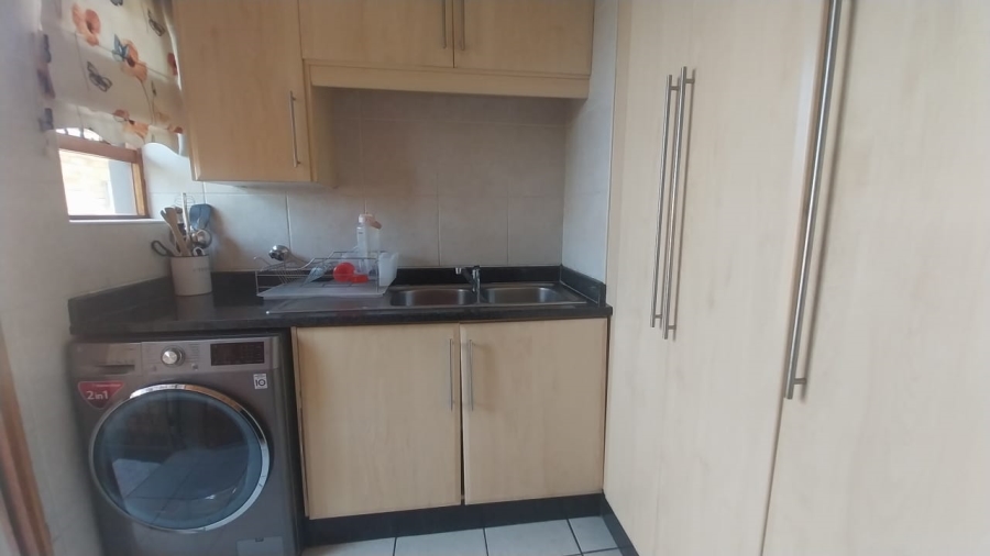 3 Bedroom Property for Sale in Meyersdal Gauteng