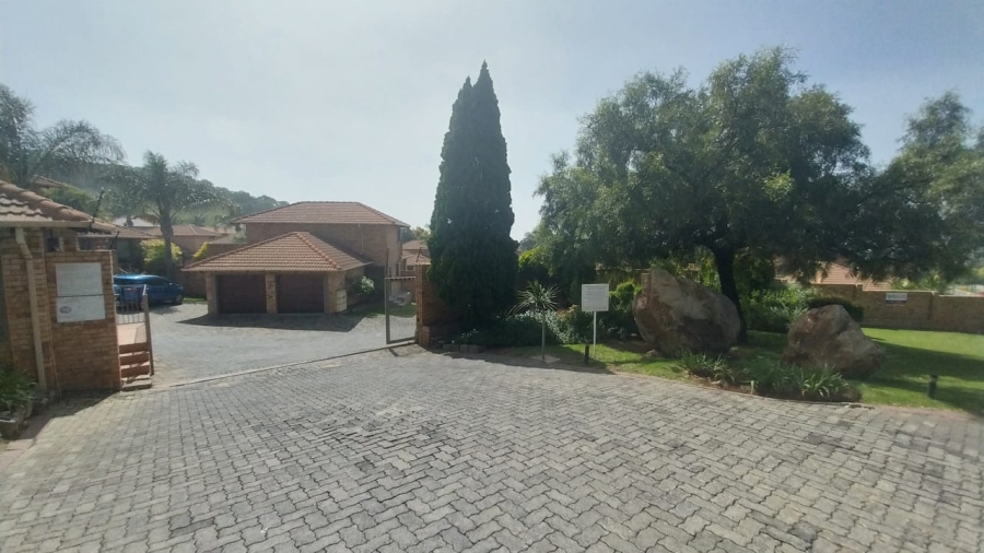 3 Bedroom Property for Sale in Meyersdal Gauteng