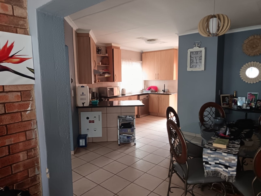 3 Bedroom Property for Sale in Theresa Park Gauteng