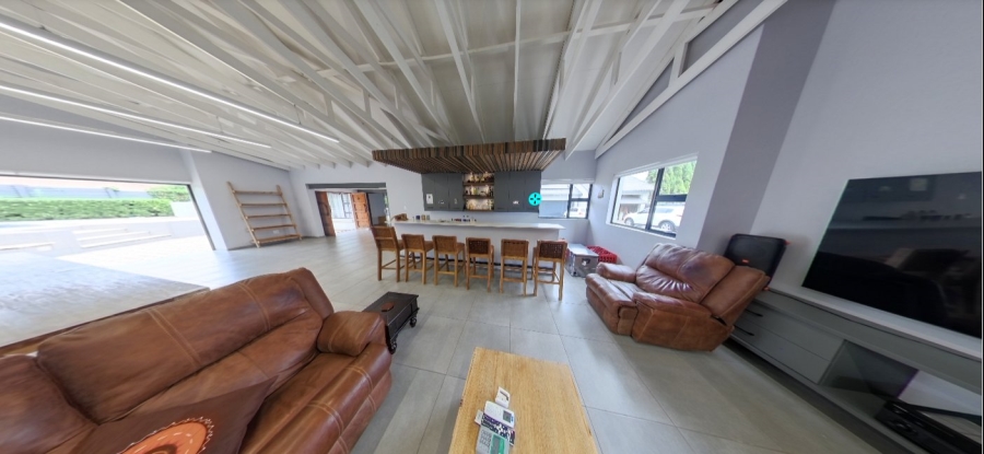 To Let  Bedroom Property for Rent in Waverley Gauteng