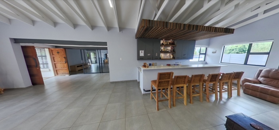 To Let  Bedroom Property for Rent in Waverley Gauteng