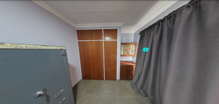 To Let  Bedroom Property for Rent in Waverley Gauteng