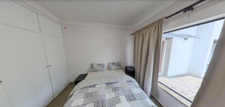 To Let  Bedroom Property for Rent in Waverley Gauteng