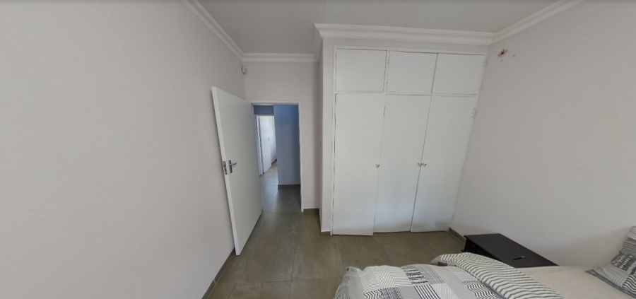To Let  Bedroom Property for Rent in Waverley Gauteng