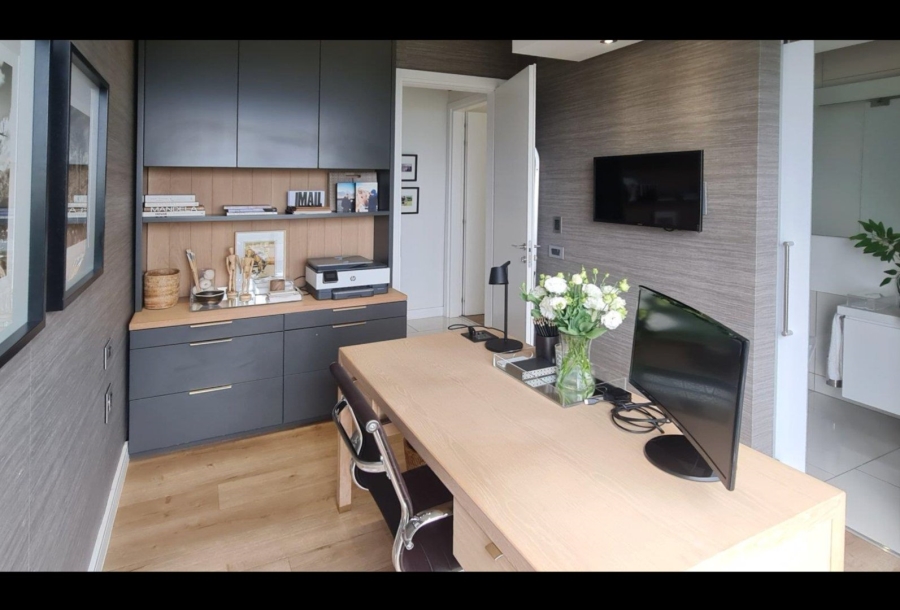 3 Bedroom Property for Sale in Sandhurst Gauteng