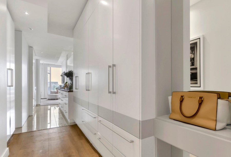 3 Bedroom Property for Sale in Sandhurst Gauteng