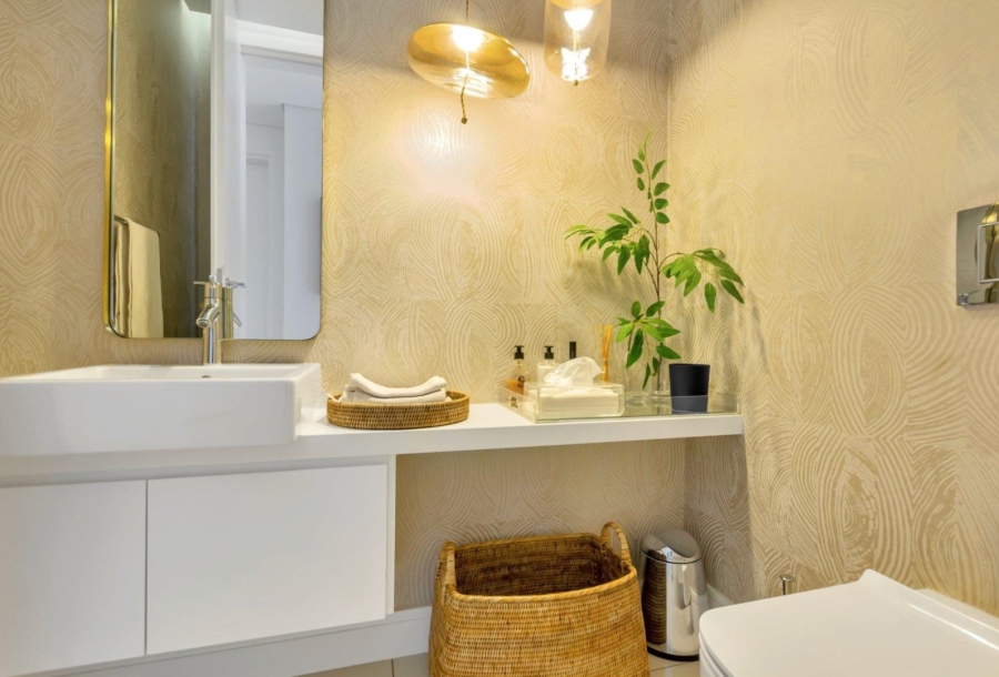 3 Bedroom Property for Sale in Sandhurst Gauteng