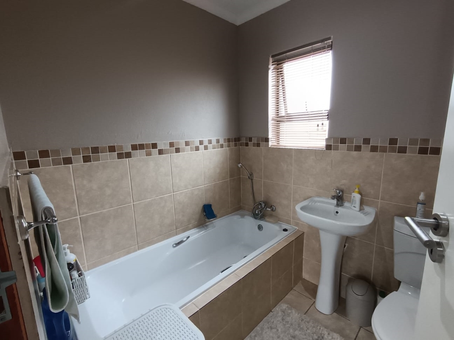 3 Bedroom Property for Sale in Montana Gauteng