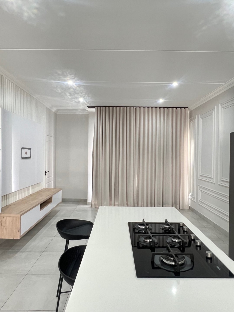 To Let 2 Bedroom Property for Rent in Bryanston Gauteng