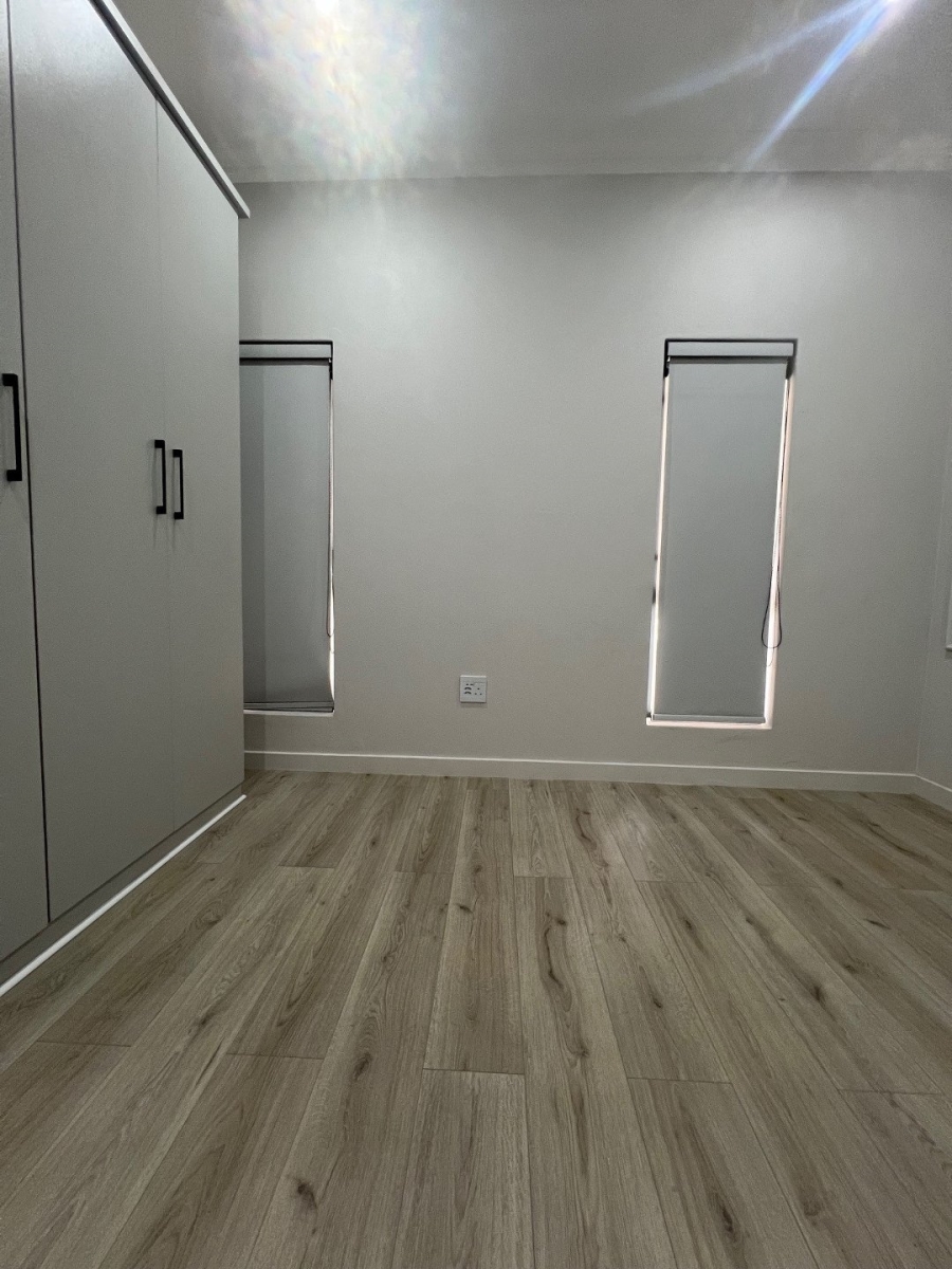 To Let 2 Bedroom Property for Rent in Bryanston Gauteng