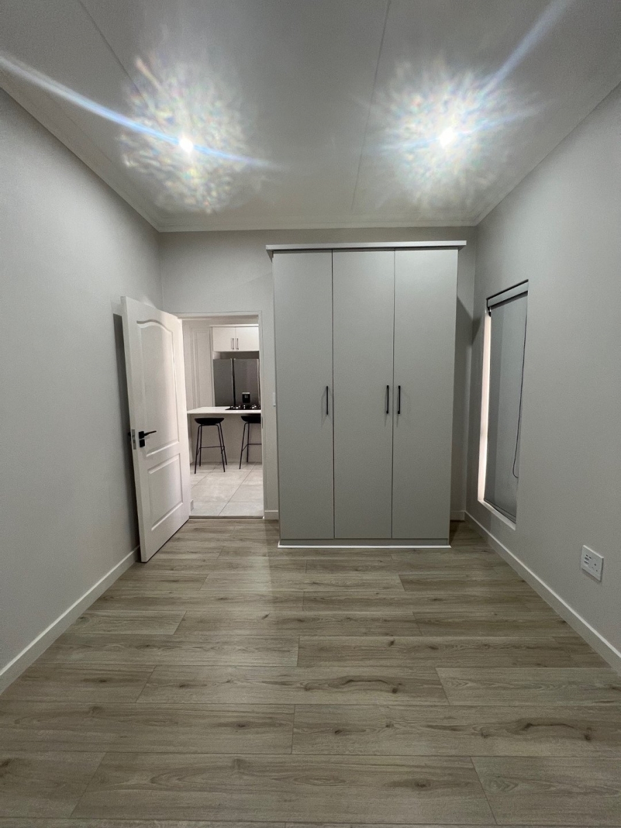 To Let 2 Bedroom Property for Rent in Bryanston Gauteng