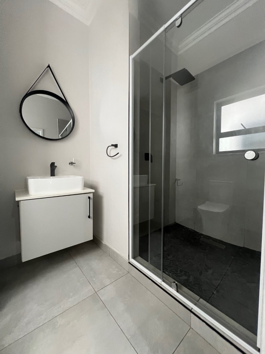 To Let 2 Bedroom Property for Rent in Bryanston Gauteng