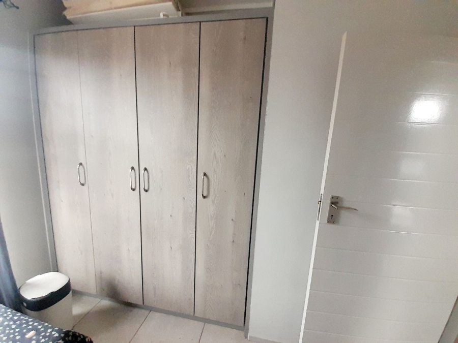 3 Bedroom Property for Sale in Rooihuiskraal North Gauteng