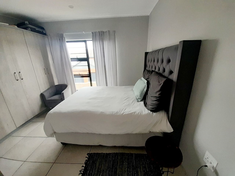 3 Bedroom Property for Sale in Rooihuiskraal North Gauteng