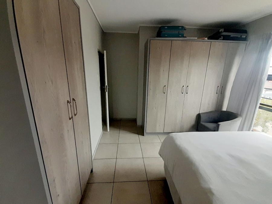 3 Bedroom Property for Sale in Rooihuiskraal North Gauteng