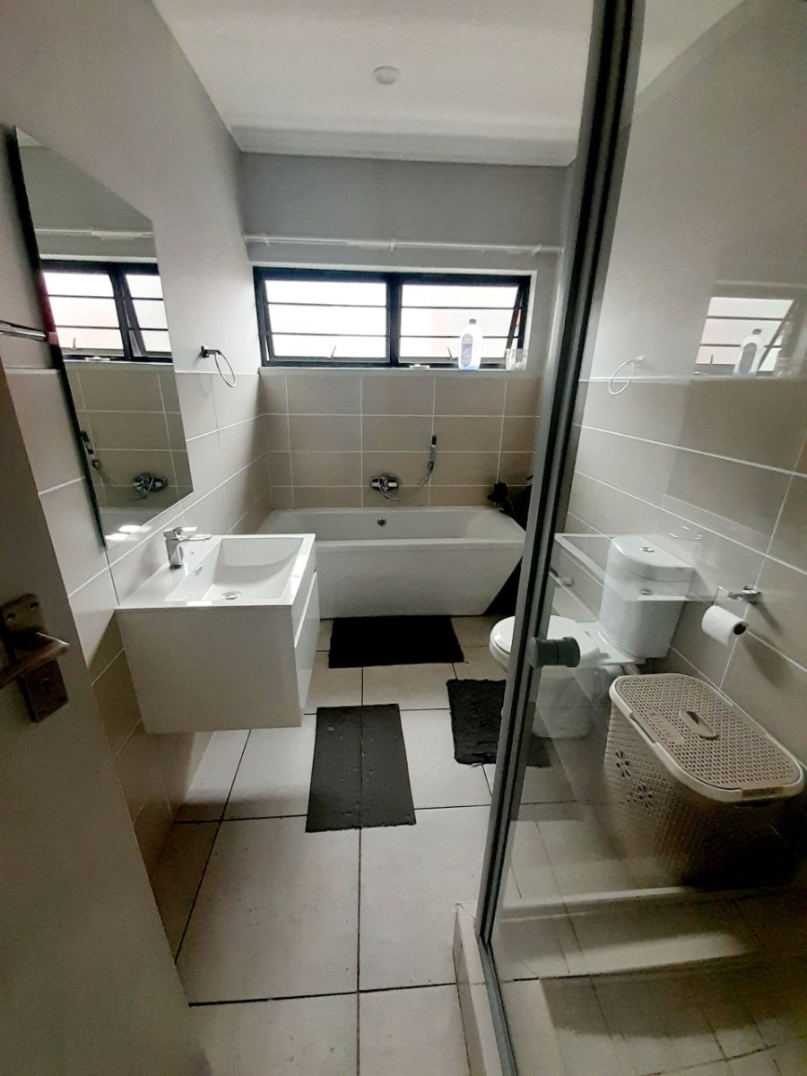 3 Bedroom Property for Sale in Rooihuiskraal North Gauteng