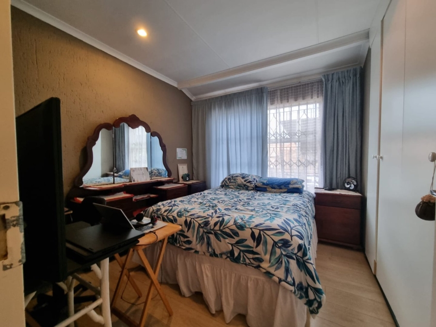 To Let 3 Bedroom Property for Rent in Buccleuch Gauteng